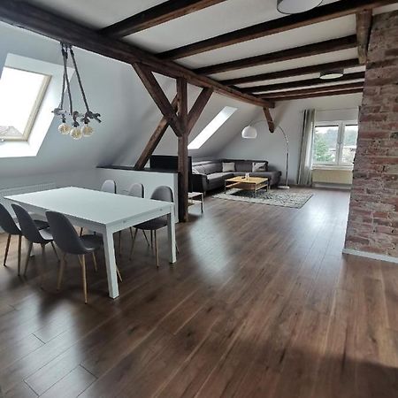Fewo Rohleder De Mit 130M2 Und Garten Fuer 6Pers Mit 2 Bad 콧부스 외부 사진