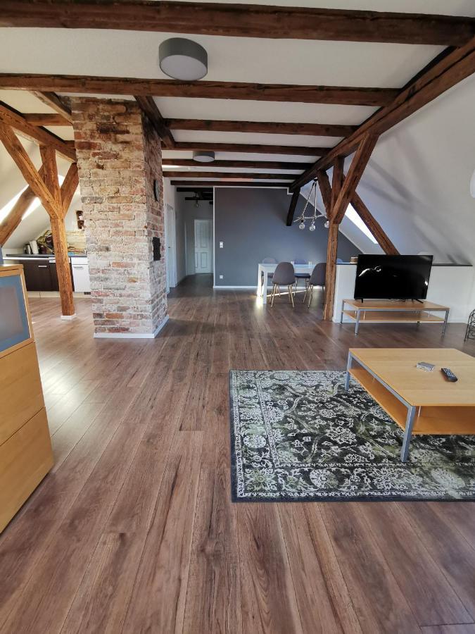 Fewo Rohleder De Mit 130M2 Und Garten Fuer 6Pers Mit 2 Bad 콧부스 외부 사진