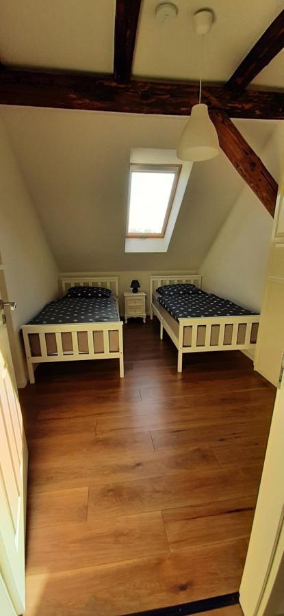 Fewo Rohleder De Mit 130M2 Und Garten Fuer 6Pers Mit 2 Bad 콧부스 외부 사진